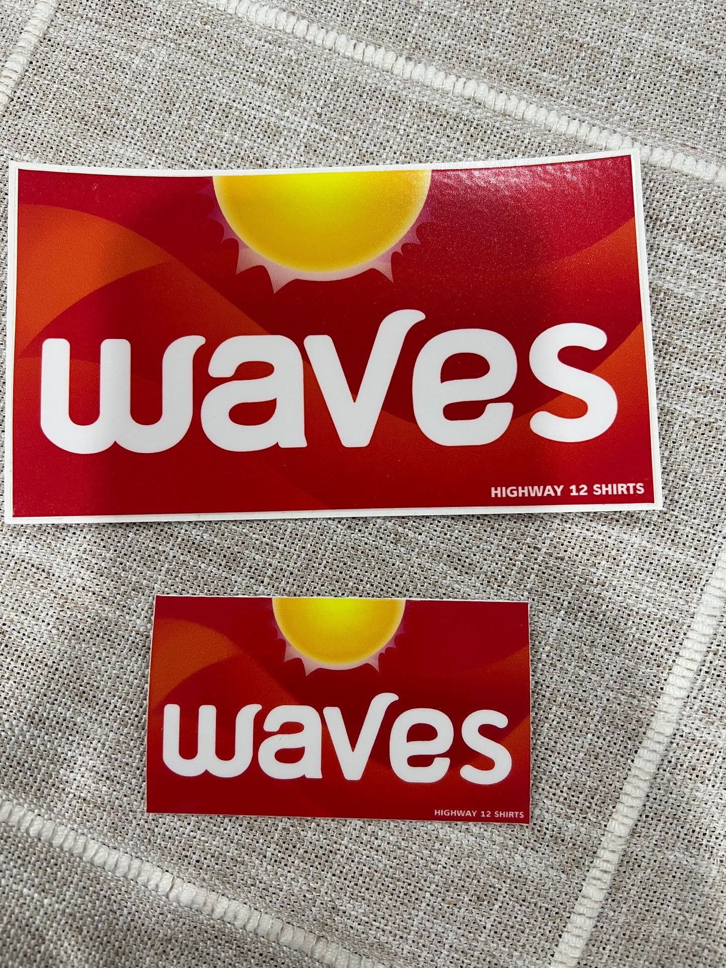Waves mini sticker